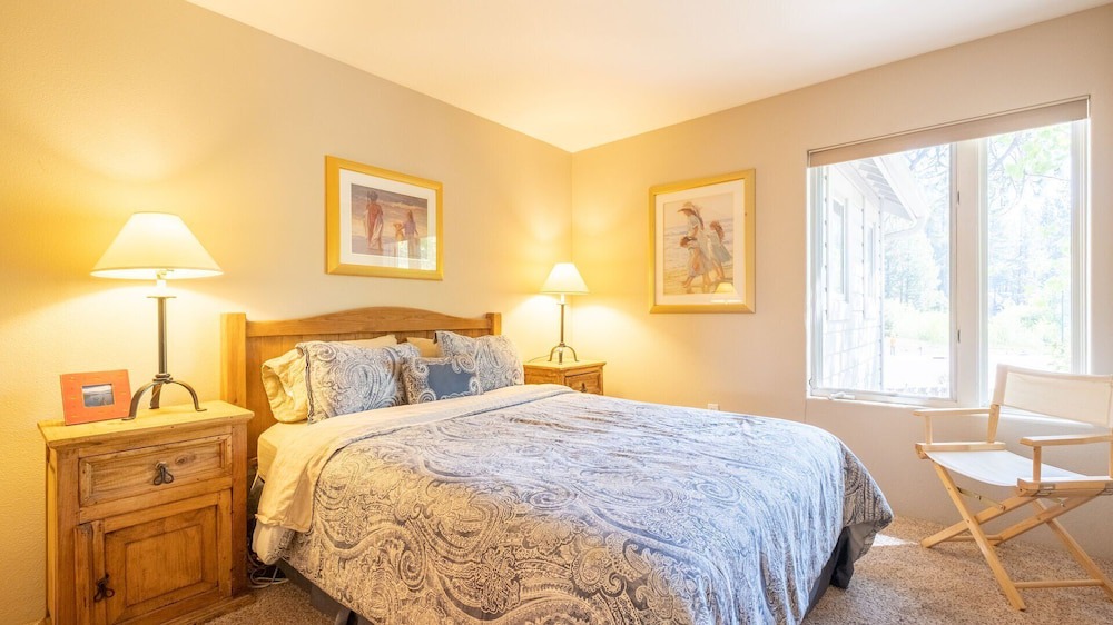 Photo of Bedroom in Kings Beach