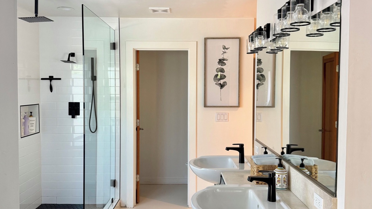 Photo of Bathroom in Chico