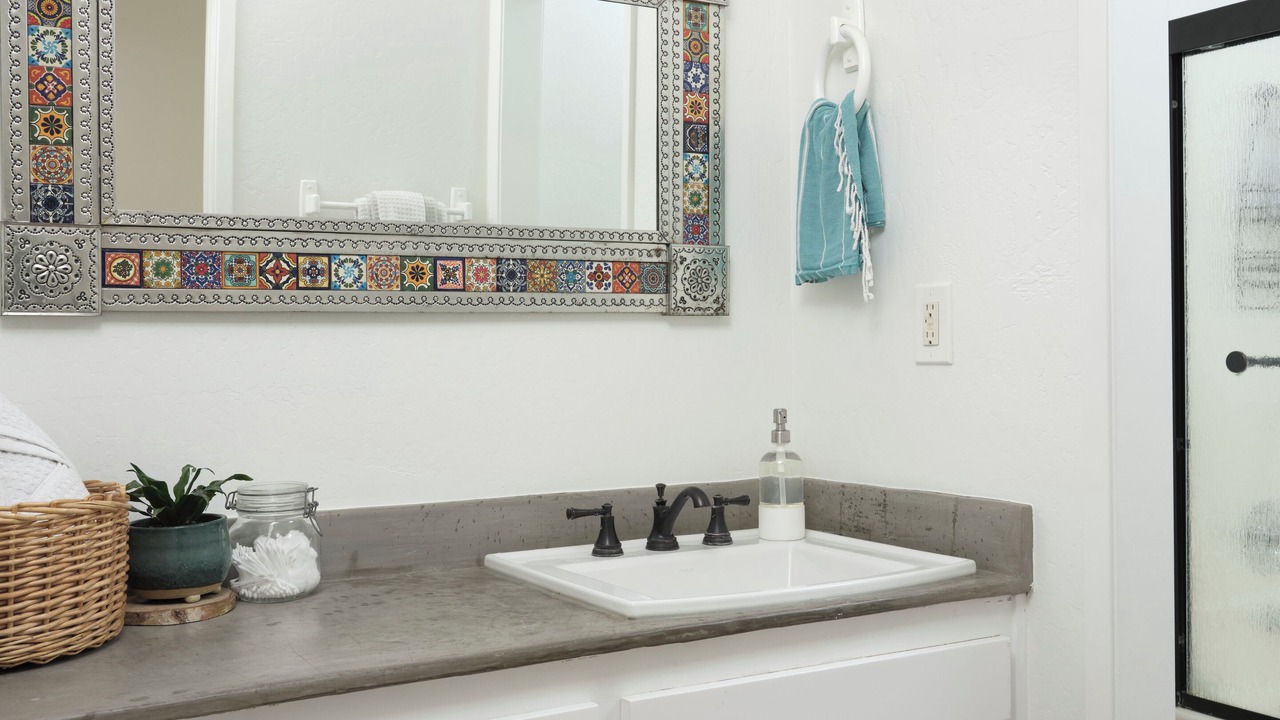 Photo of Bathroom in Baywood Park