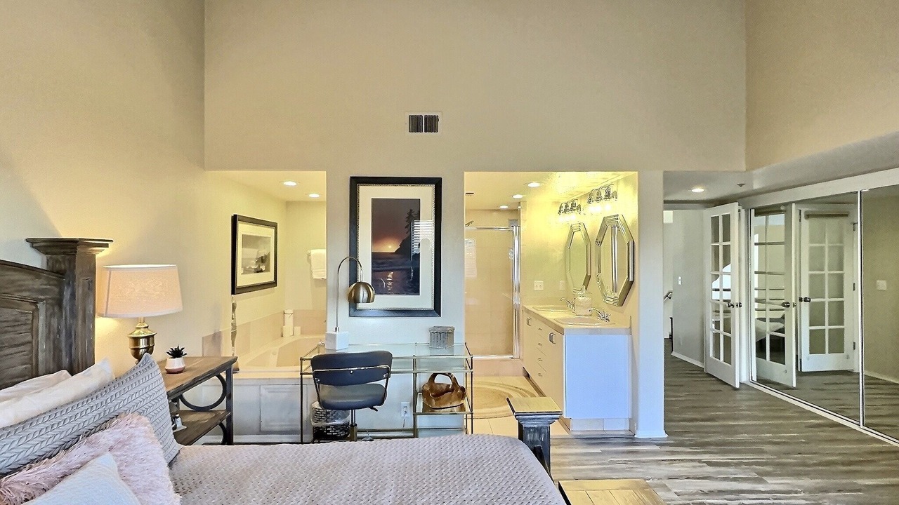 Photo of Bedroom in Shell Beach