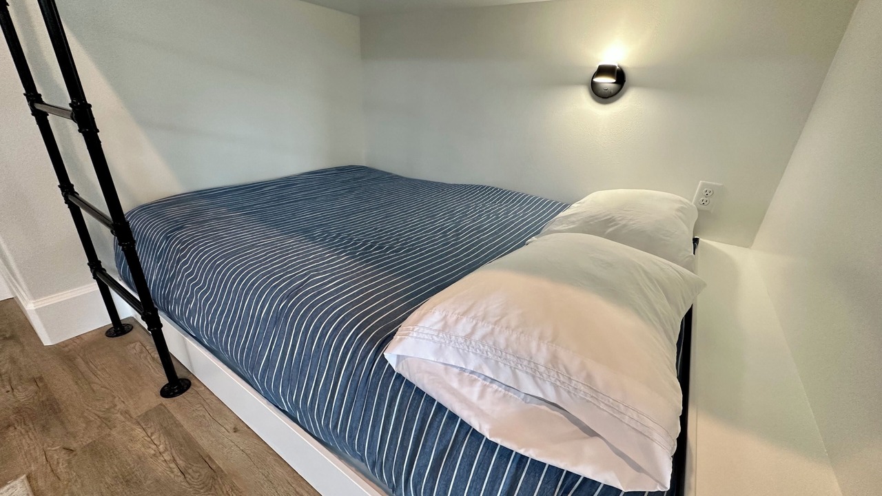 Photo of Bedroom in Detroit