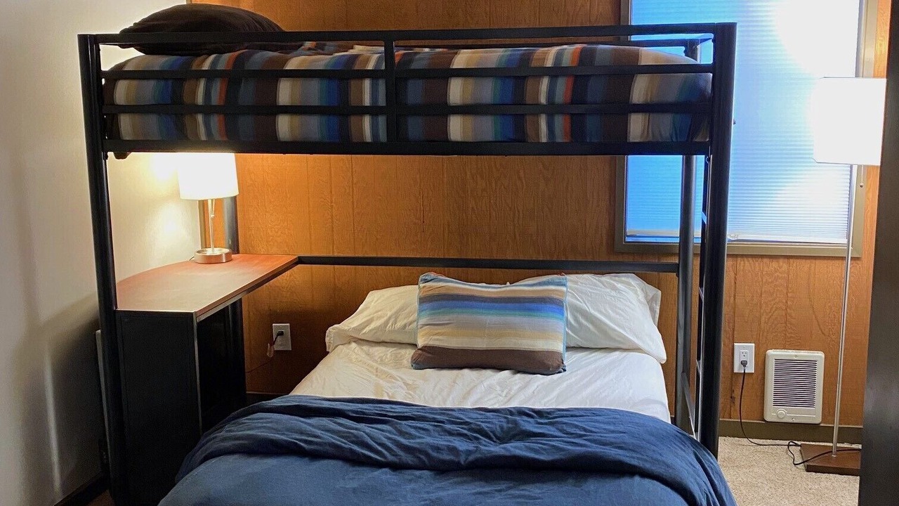 Photo of Bedroom in Black Butte Ranch