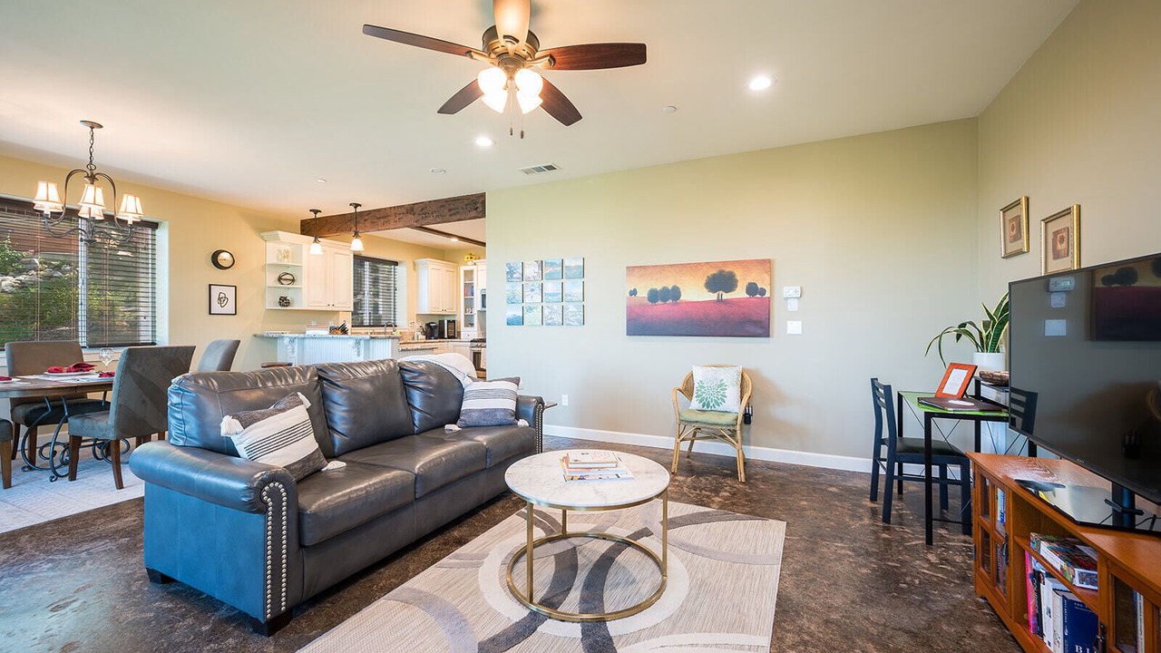 Photo of Livingroom in Atascadero