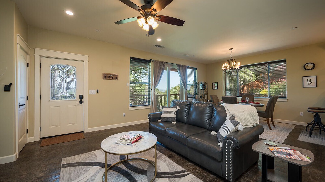 Photo of Livingroom in Atascadero