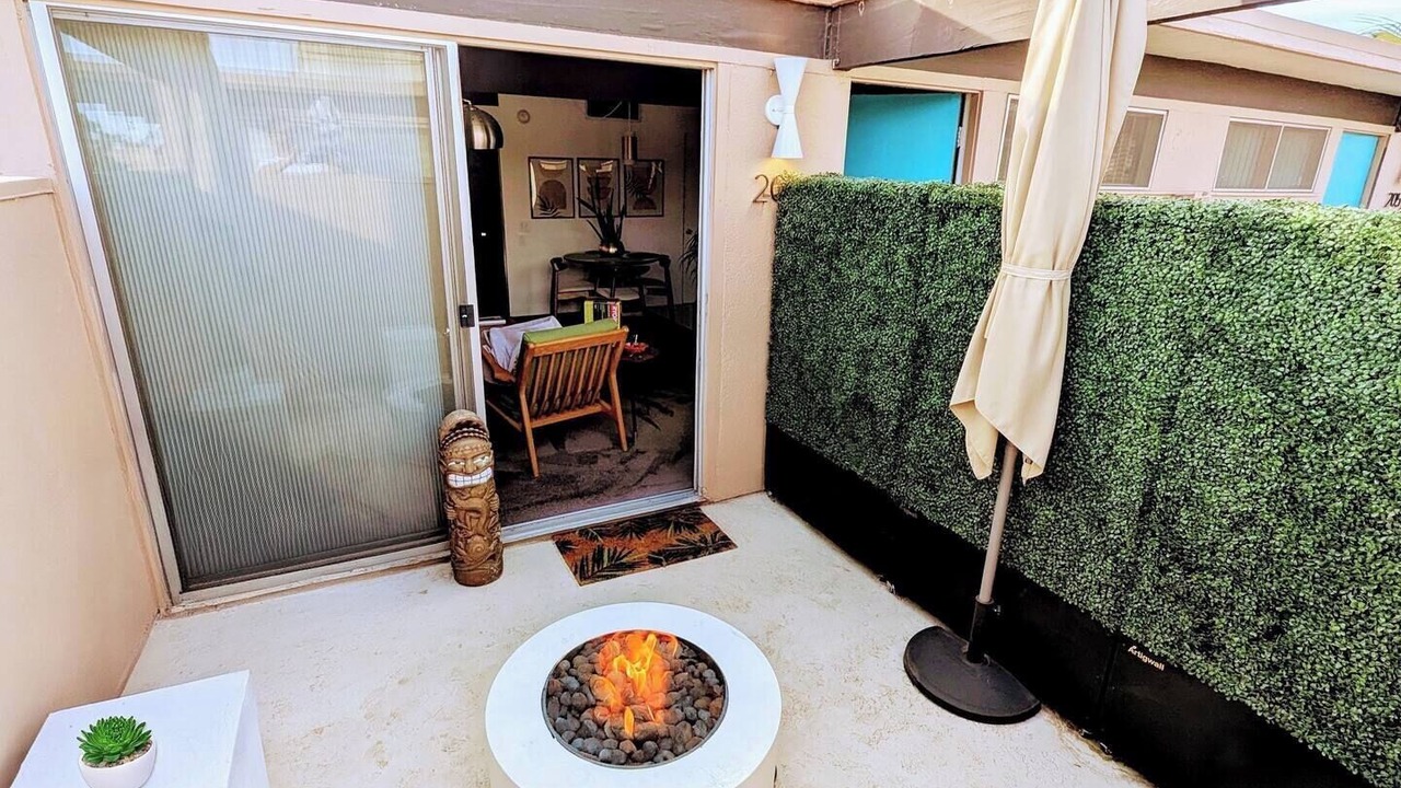 Photo of Patio Balcony in Twin Palms