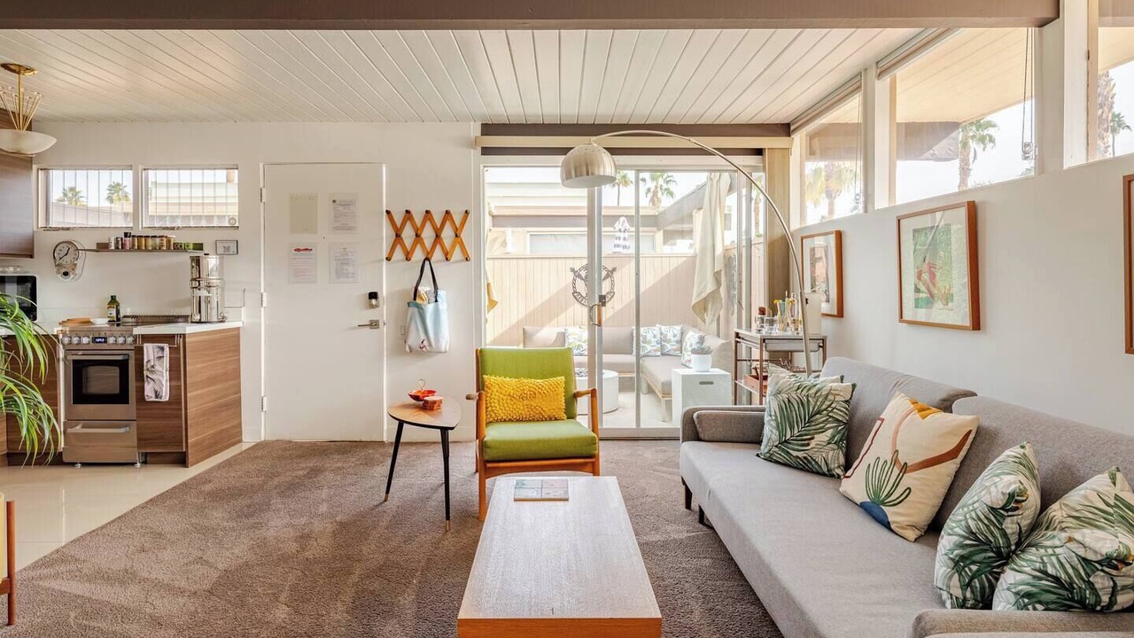 Photo of Livingroom in Twin Palms