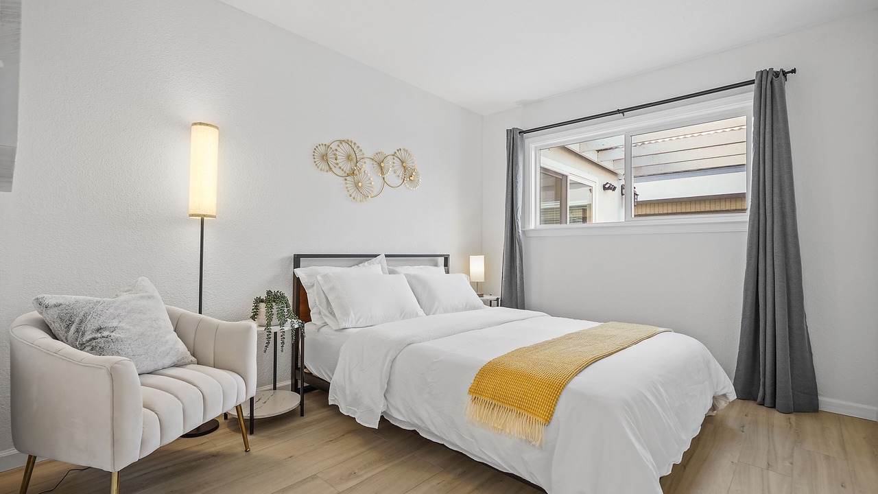 Photo of Bedroom in Centerville