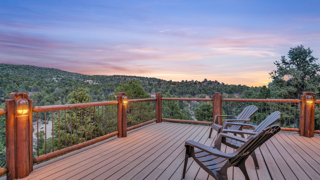 Photo of Patio Balcony in Zion National Park East Entrance