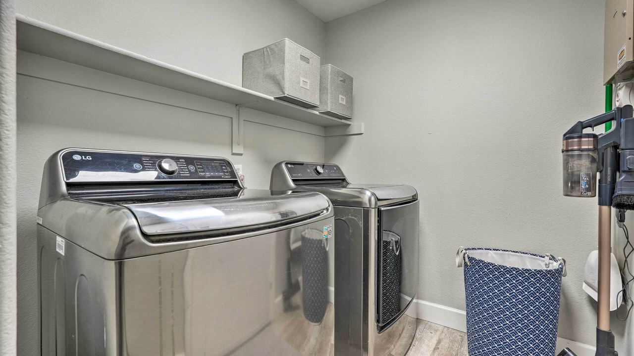 Photo of Bedroom in Desert Hills