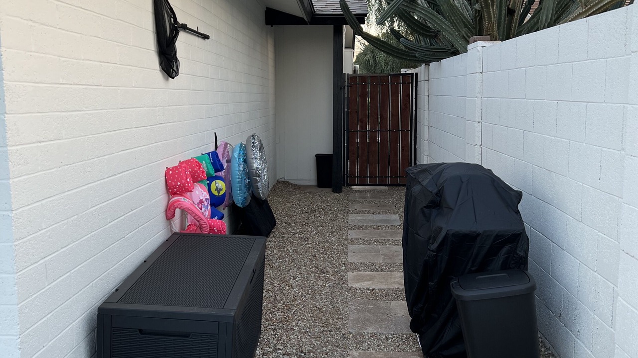 Photo of Outdoor in Paradise Valley Village