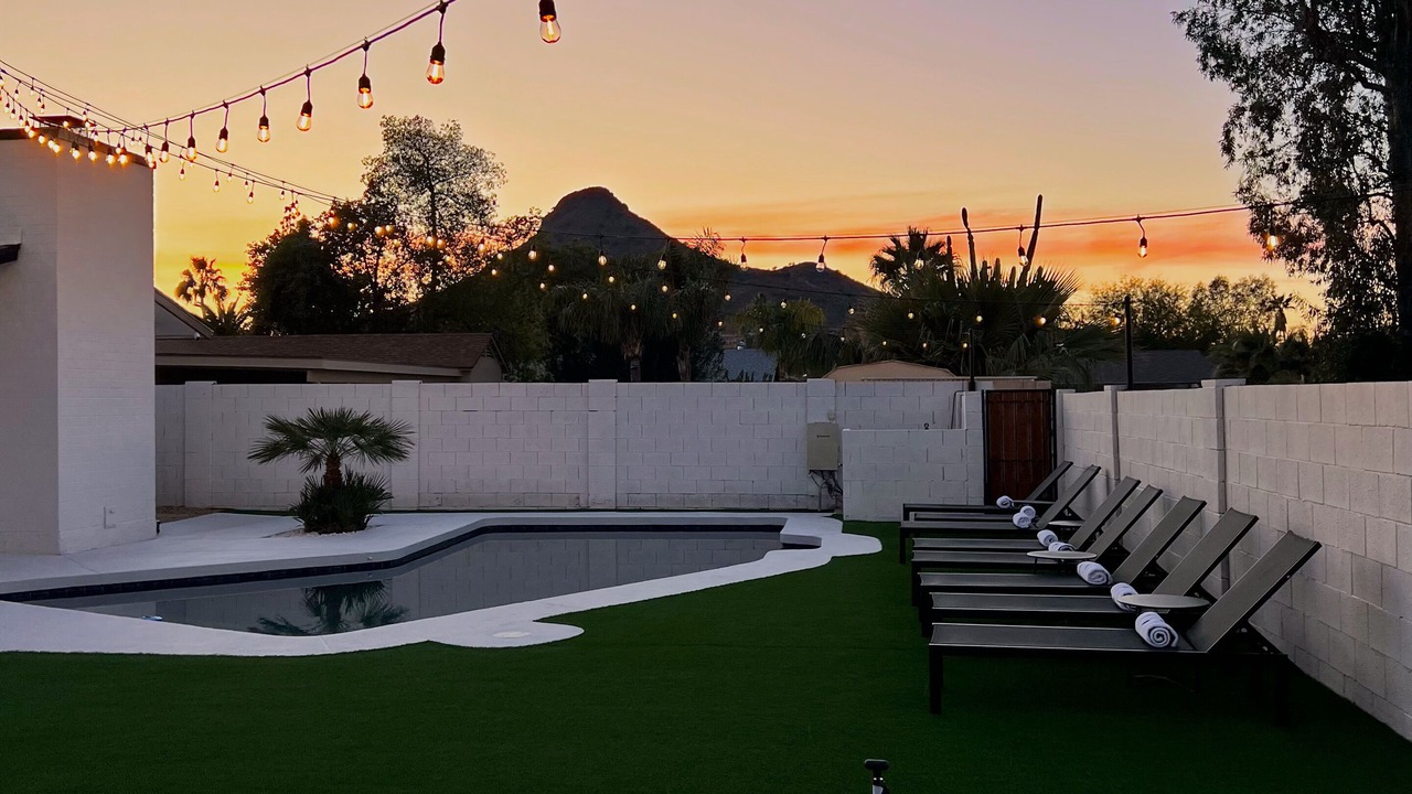 Photo of Outdoor in Paradise Valley Village
