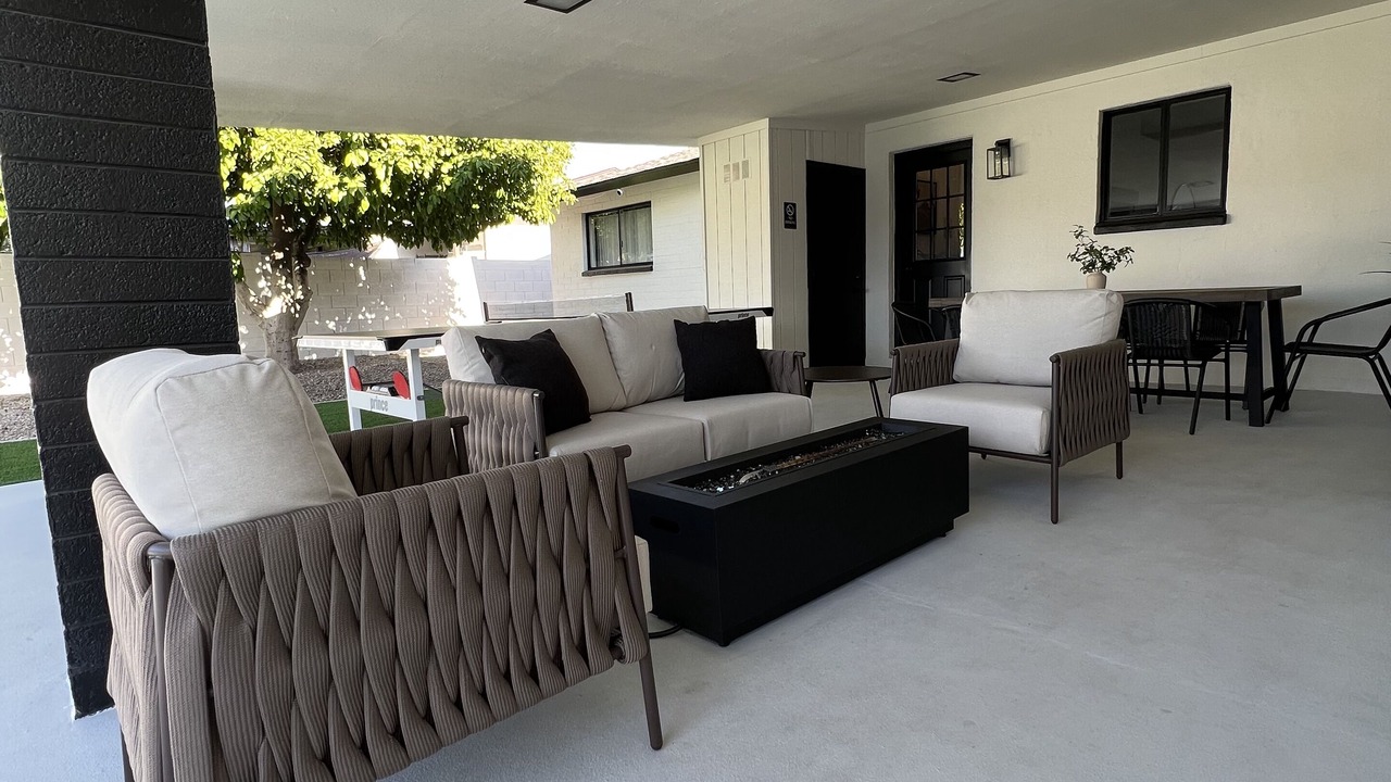 Photo of Outdoor in Paradise Valley Village