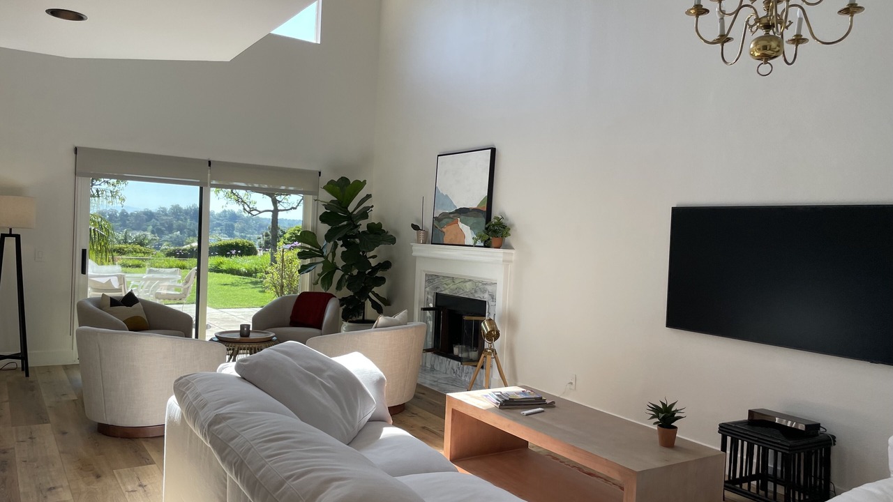 Photo of Livingroom in Laguna Niguel