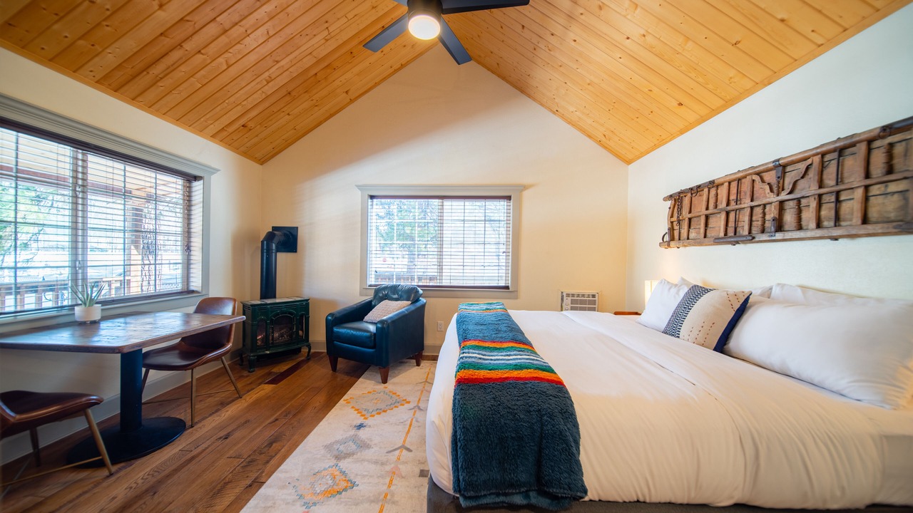 Photo of Bedroom in McCloud