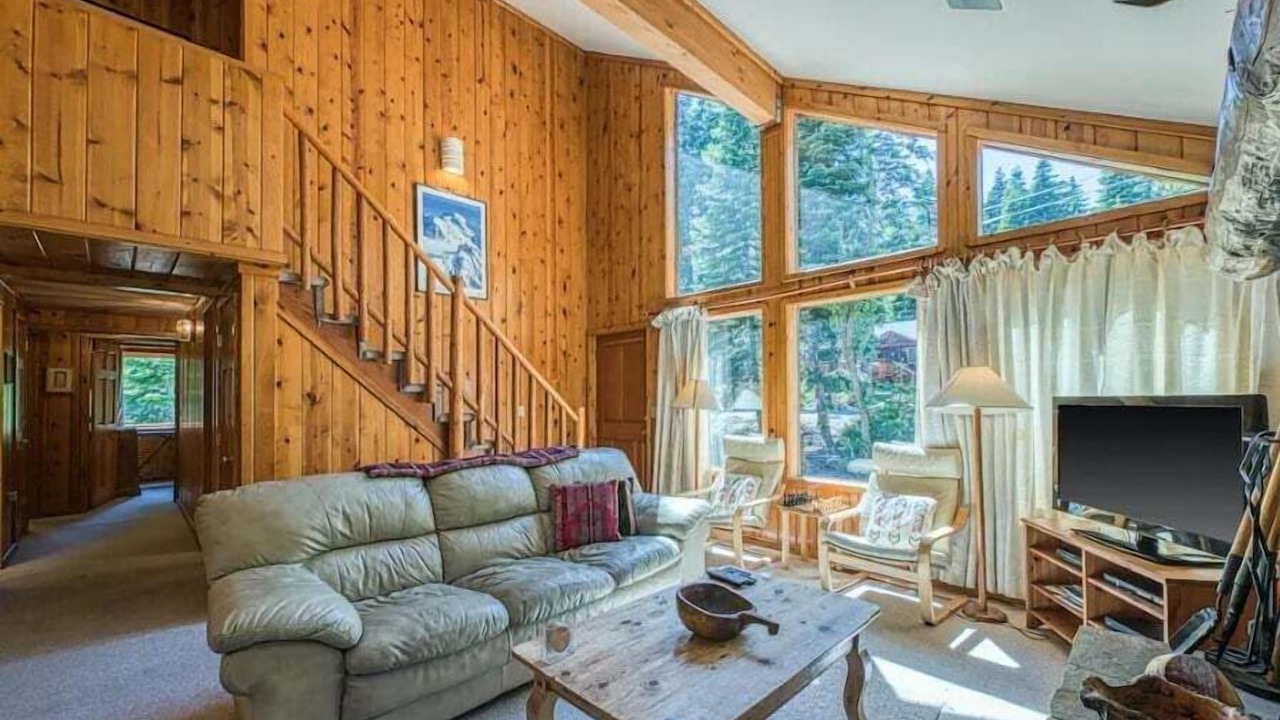 Photo of Livingroom in Ridgewood