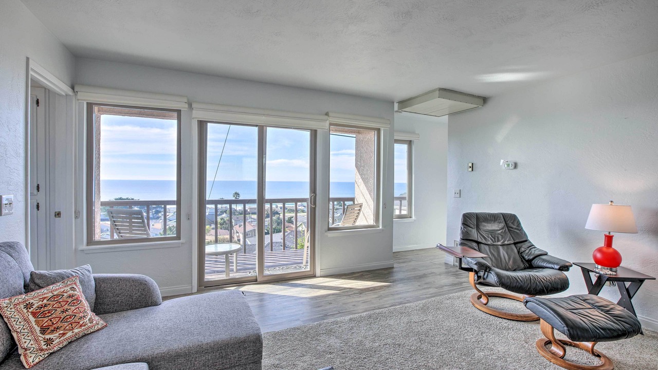 Photo of Livingroom in Cayucos