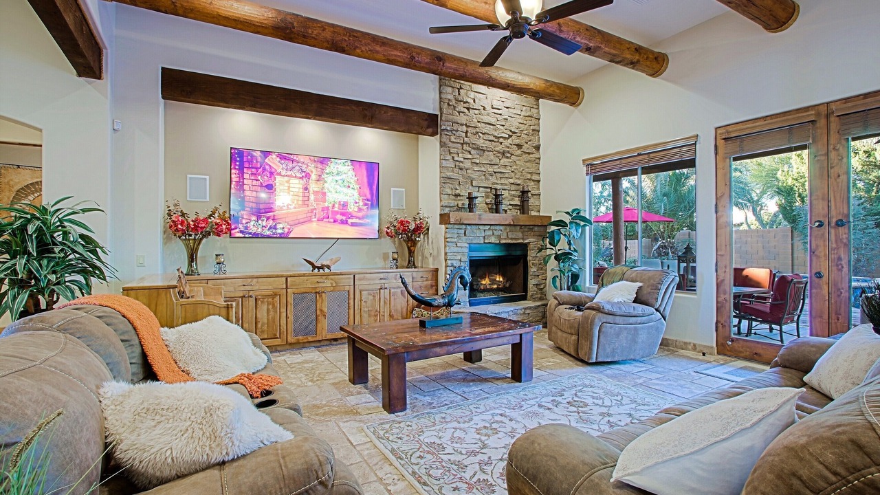 Photo of Livingroom in Anthem