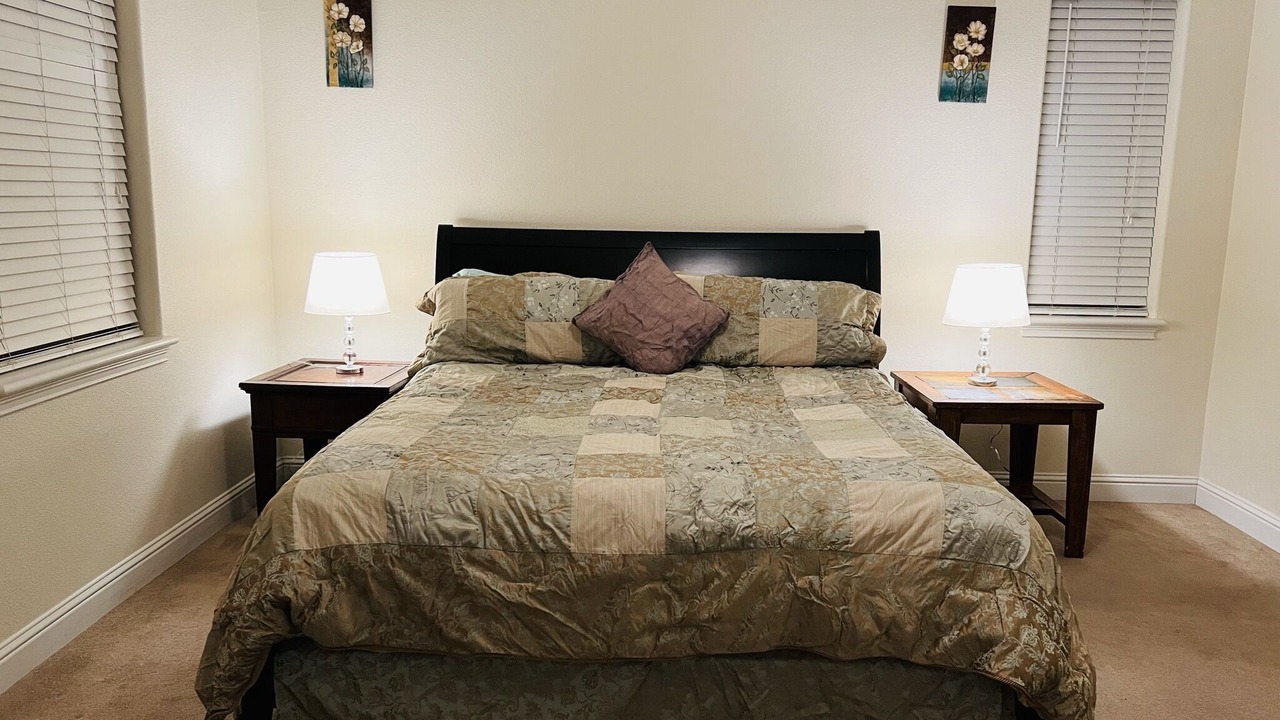 Photo of Bedroom in Mountain View Estates