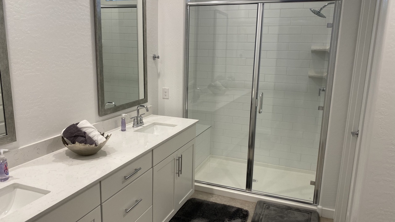 Photo of Bathroom in Waddell