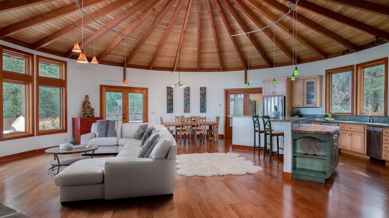 Photo of Bedroom in Nevada City