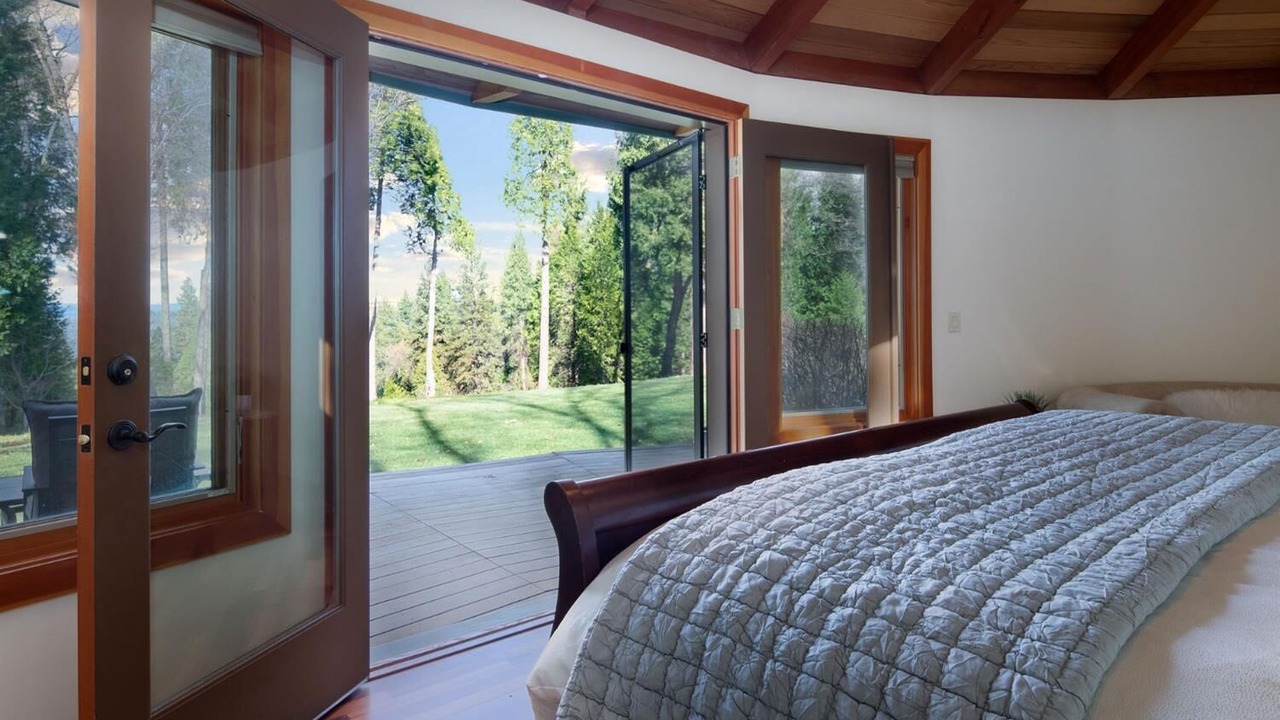 Photo of Bedroom in Nevada City