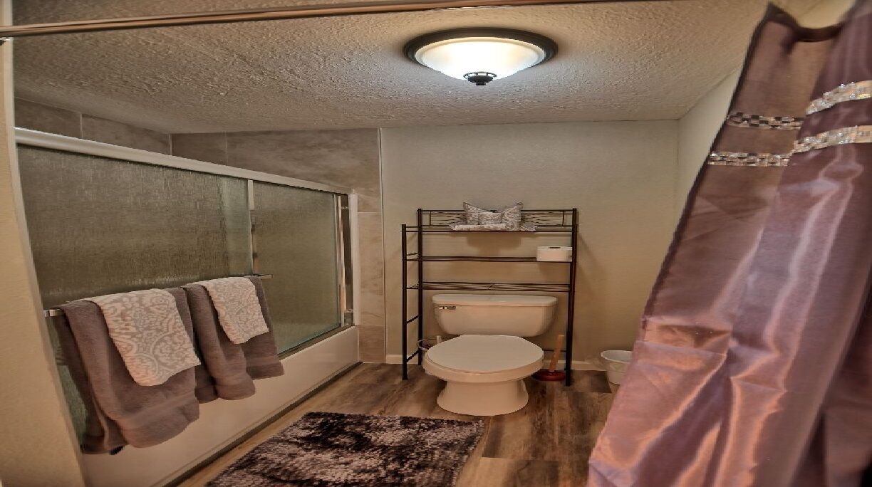 Photo of Bathroom in Townsite