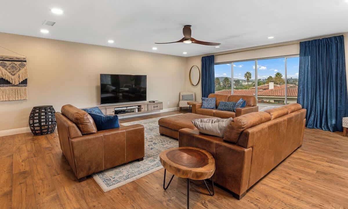 Photo of Livingroom in La Mesa