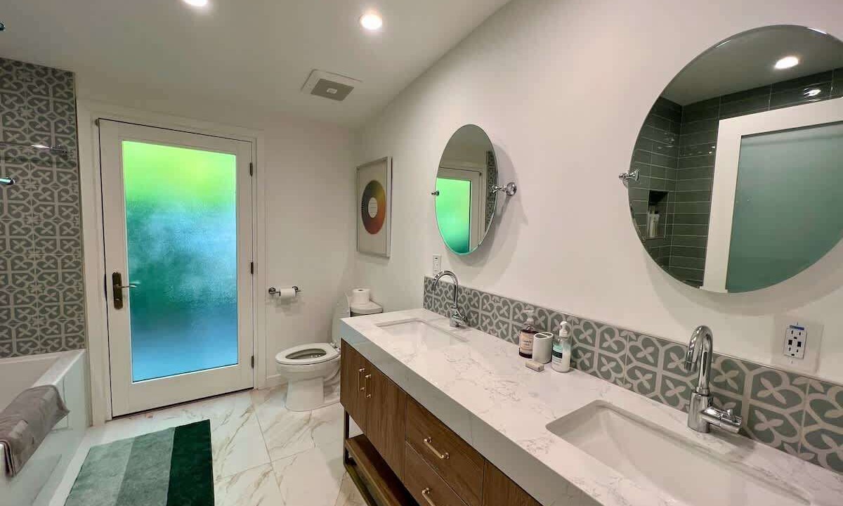 Photo of Bathroom in Indian Canyon