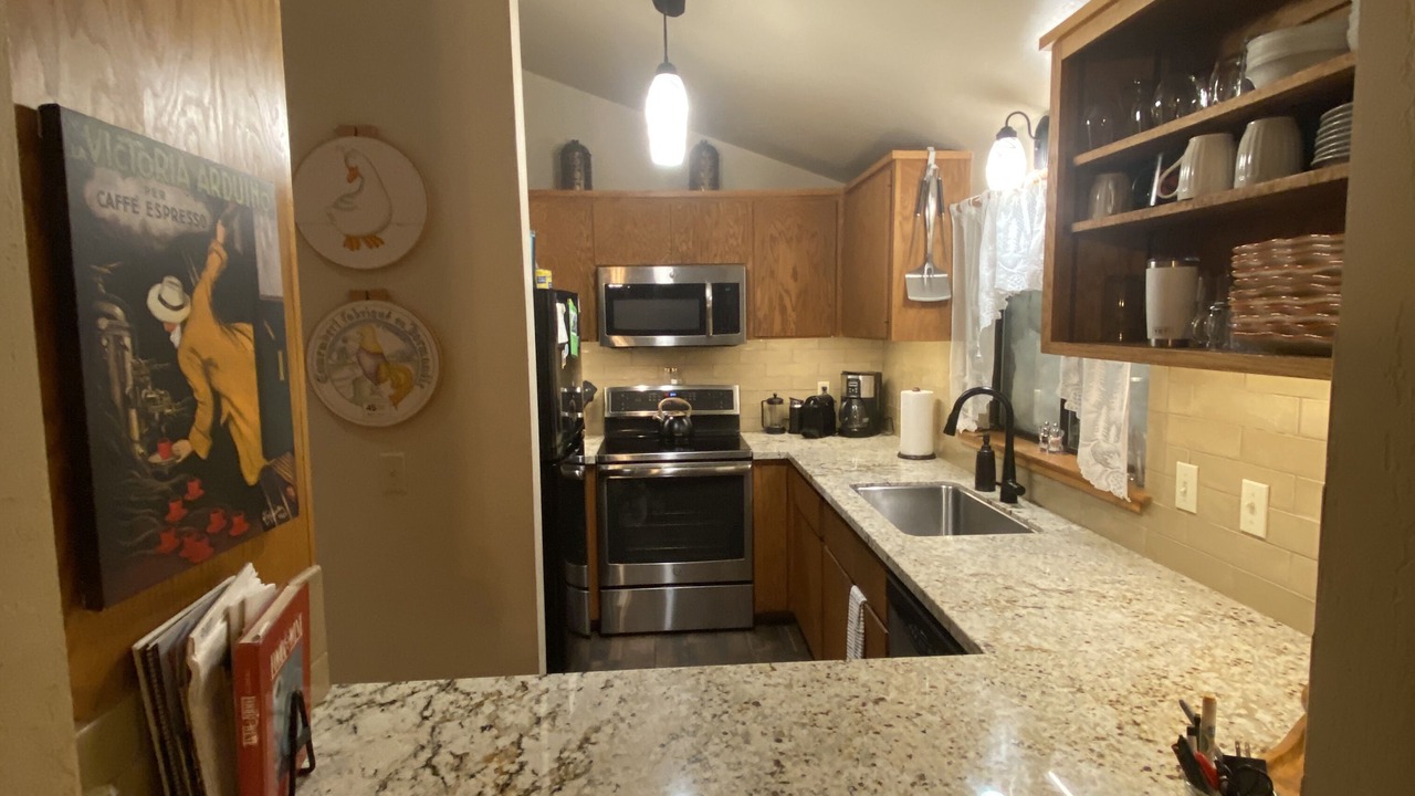 Photo of Kitchen in Alpine Meadows