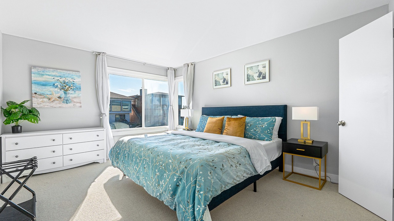 Photo of Bedroom in Westlake
