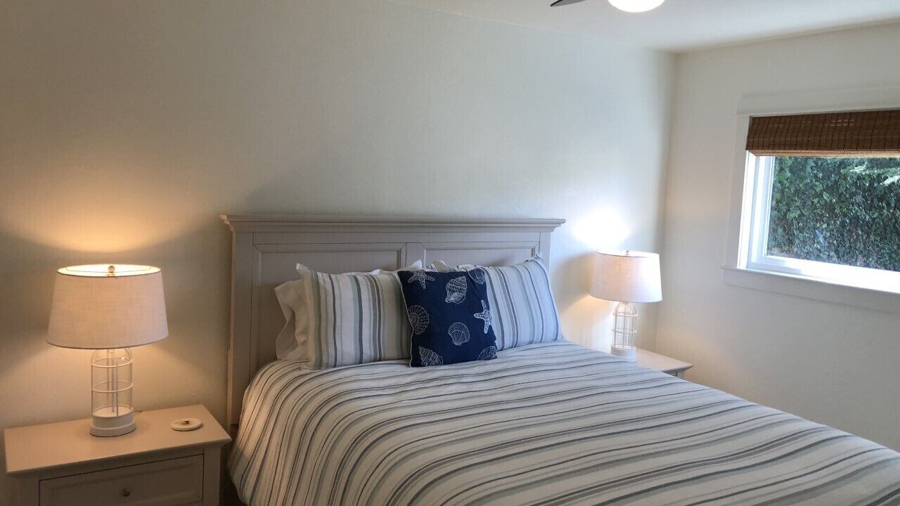 Photo of Bedroom in Baywood Park