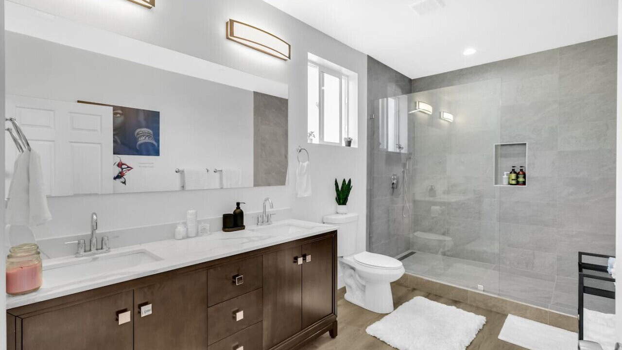 Photo of Bathroom in Pinole