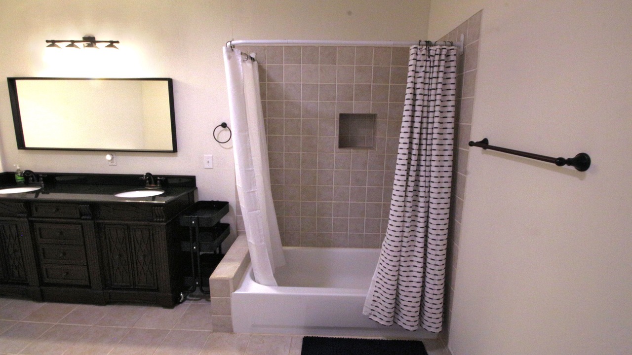 Photo of Bathroom in Coronado
