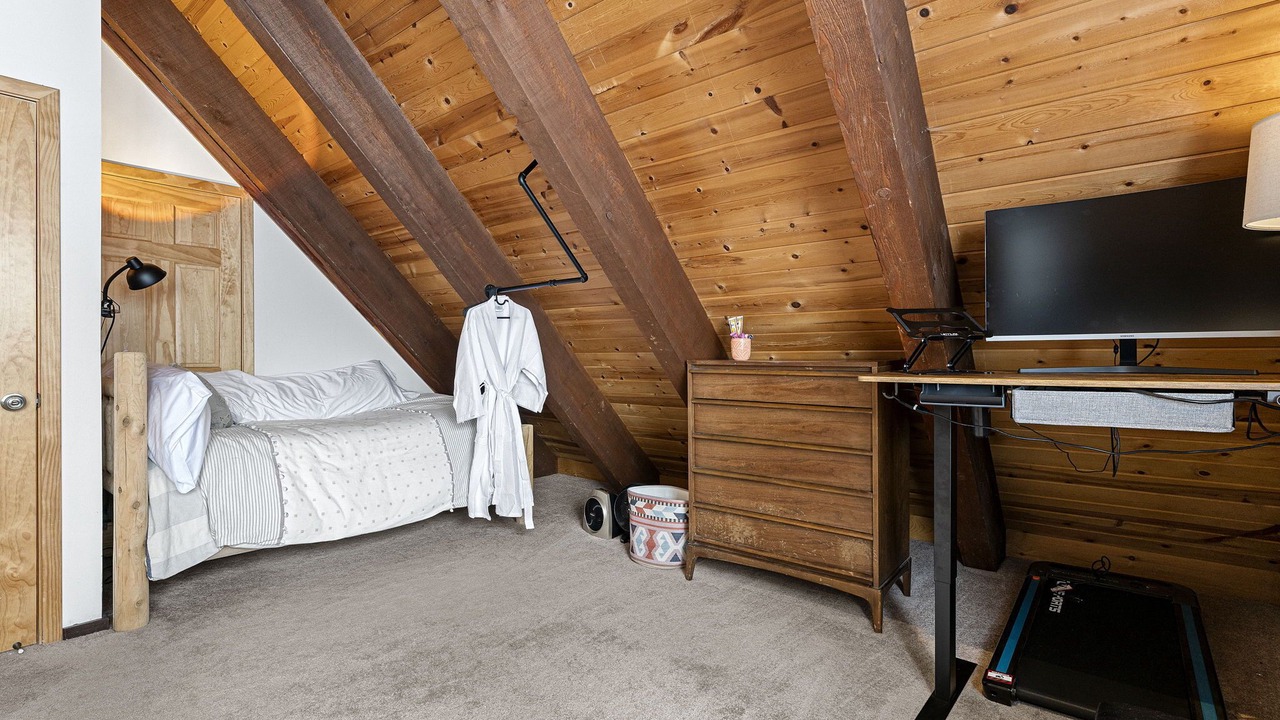 Photo of Bedroom in Tahoe Village