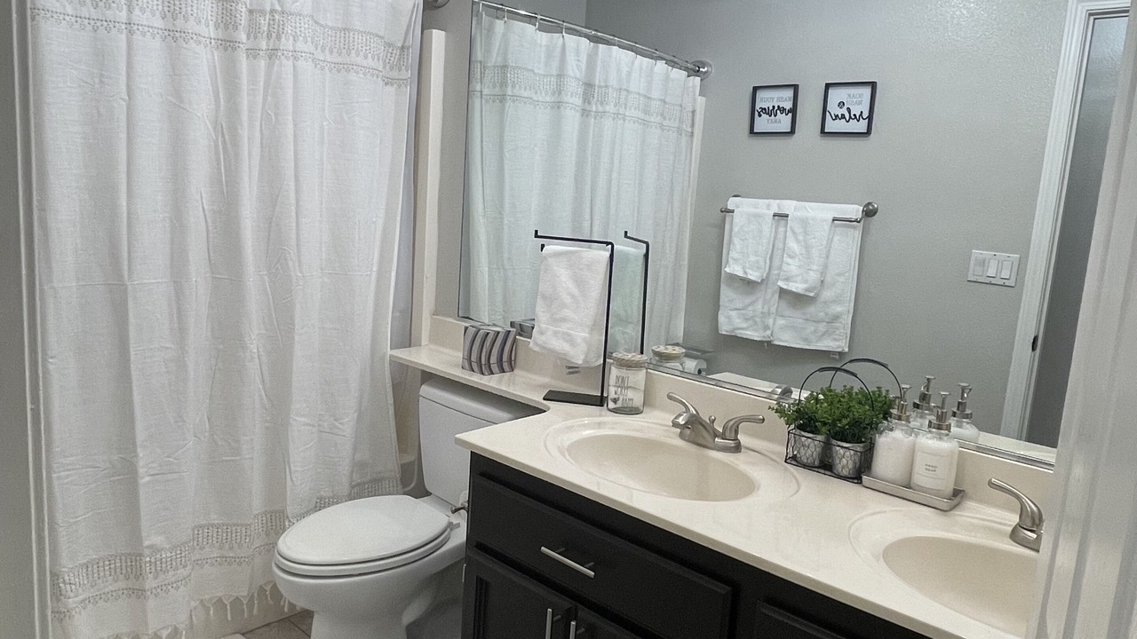 Photo of Bathroom in Chico