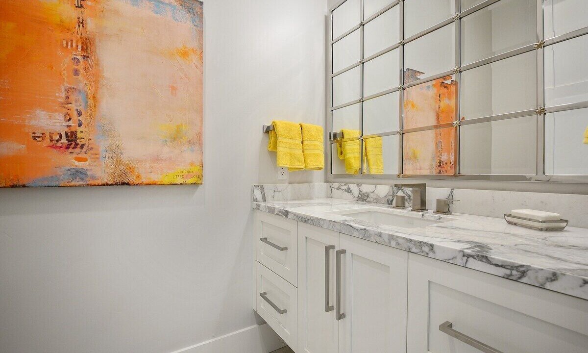 Photo of Bathroom in Geyserville