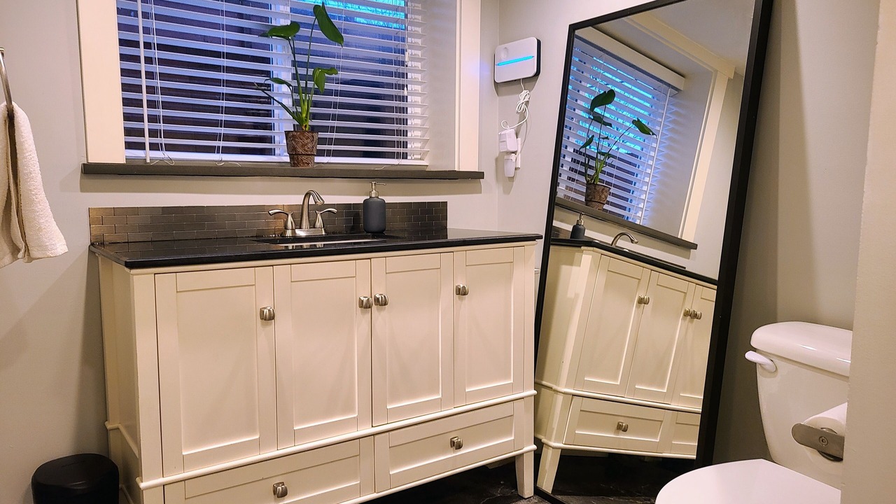 Photo of Bathroom in Mississippi District