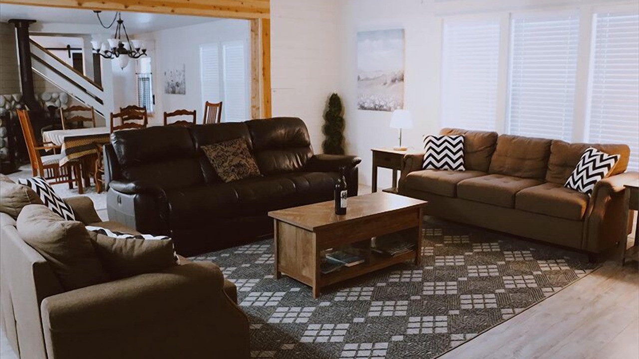 Photo of Bedroom in Shingletown