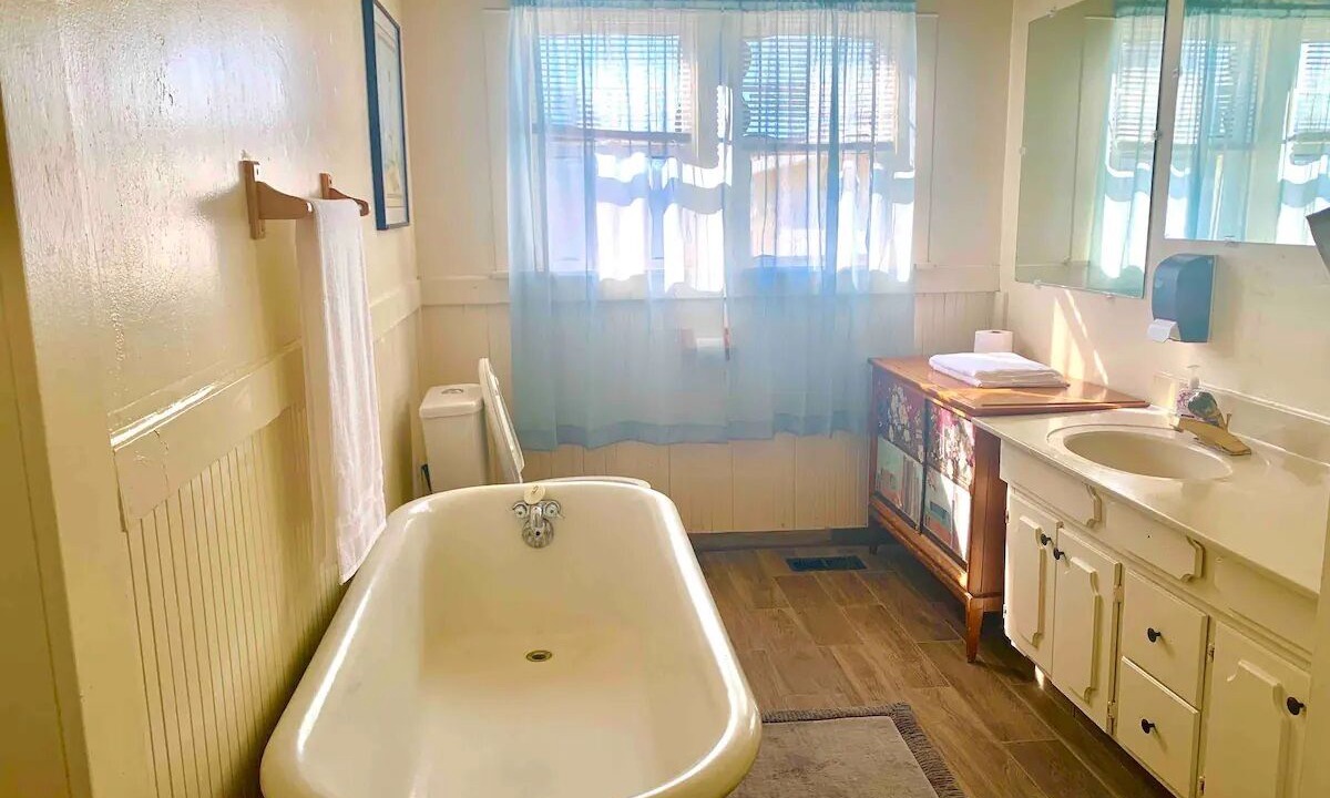 Photo of Bathroom in Orcutt