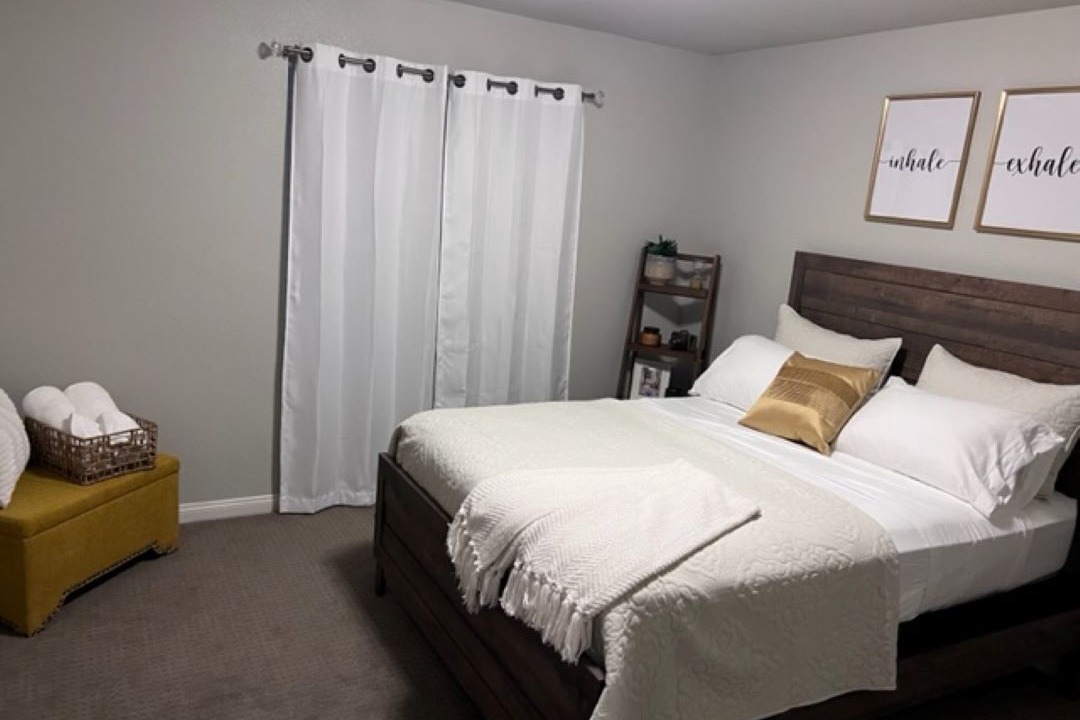 Photo of Bedroom in Enterprise