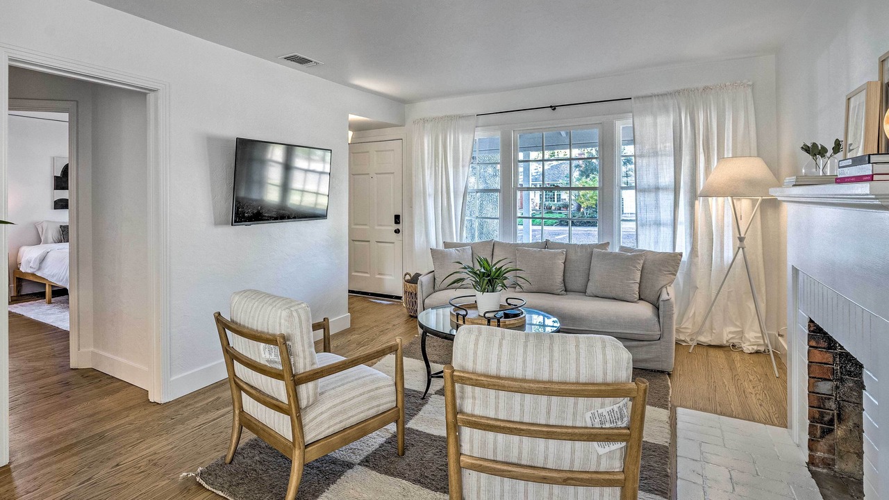 Photo of Livingroom in West Sacramento