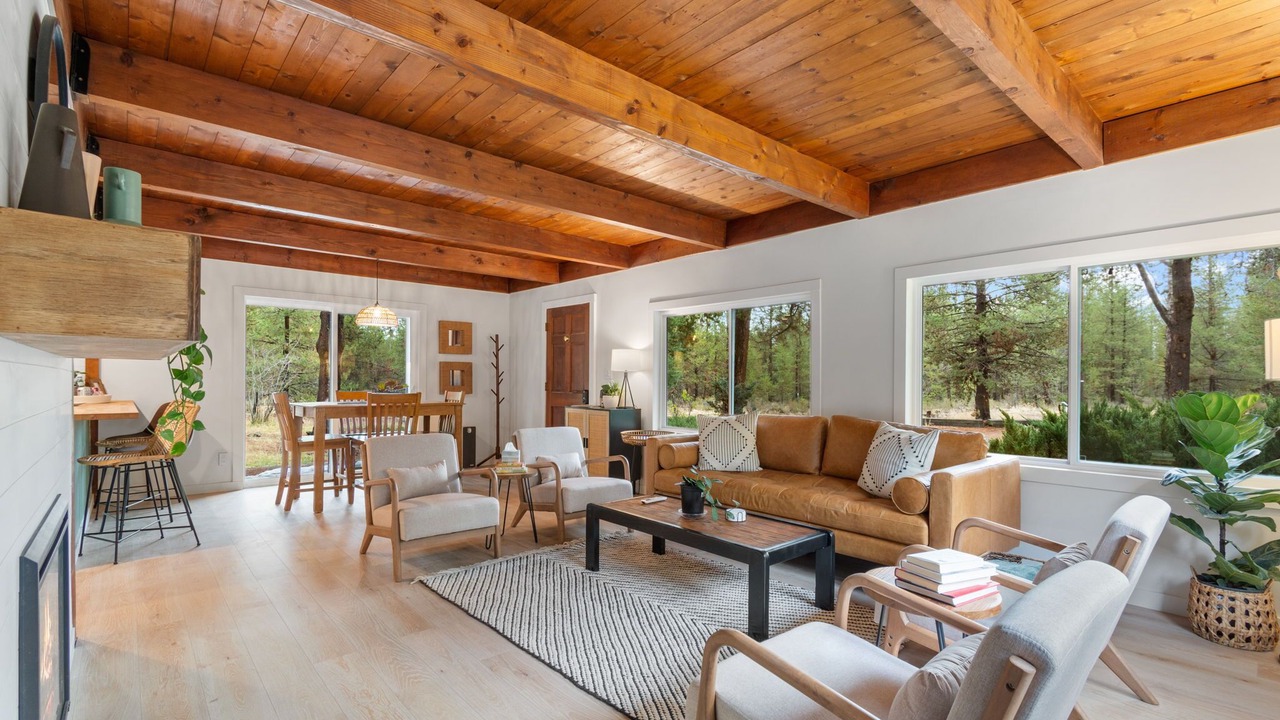 Photo of Livingroom in La Pine