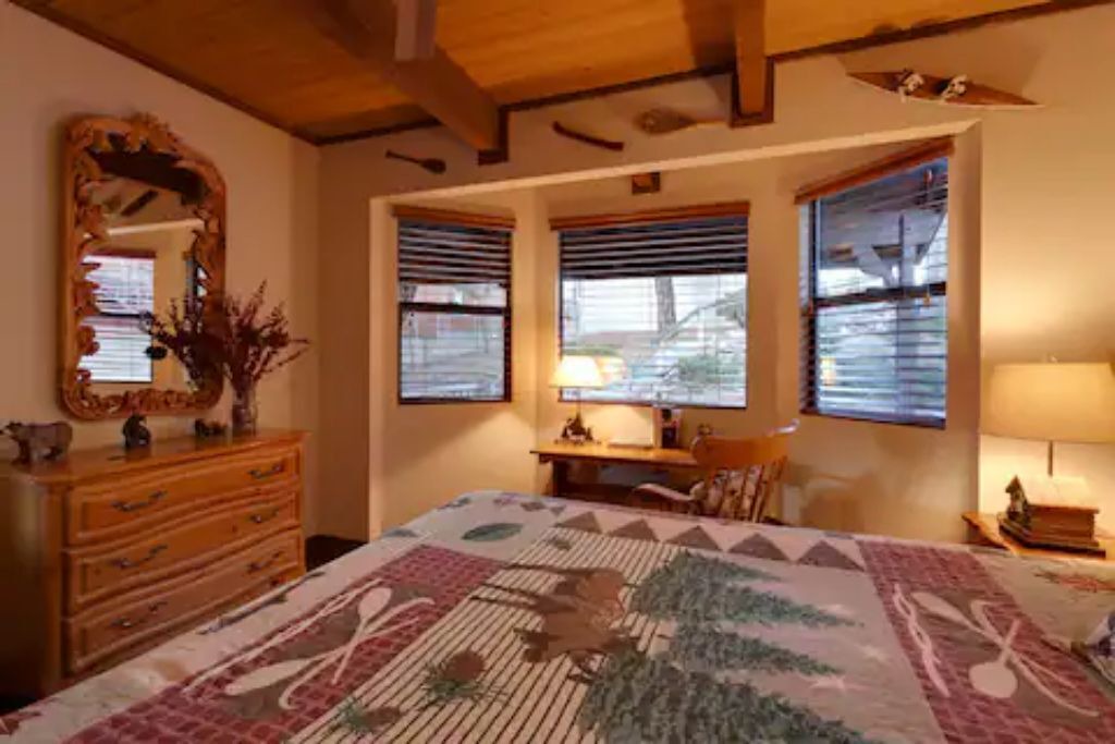 Photo of Bedroom in Upper Moonridge