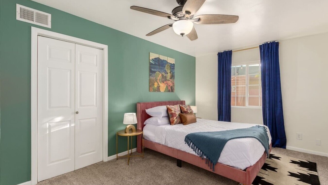Photo of Bedroom in Scottsdale Estates Nine