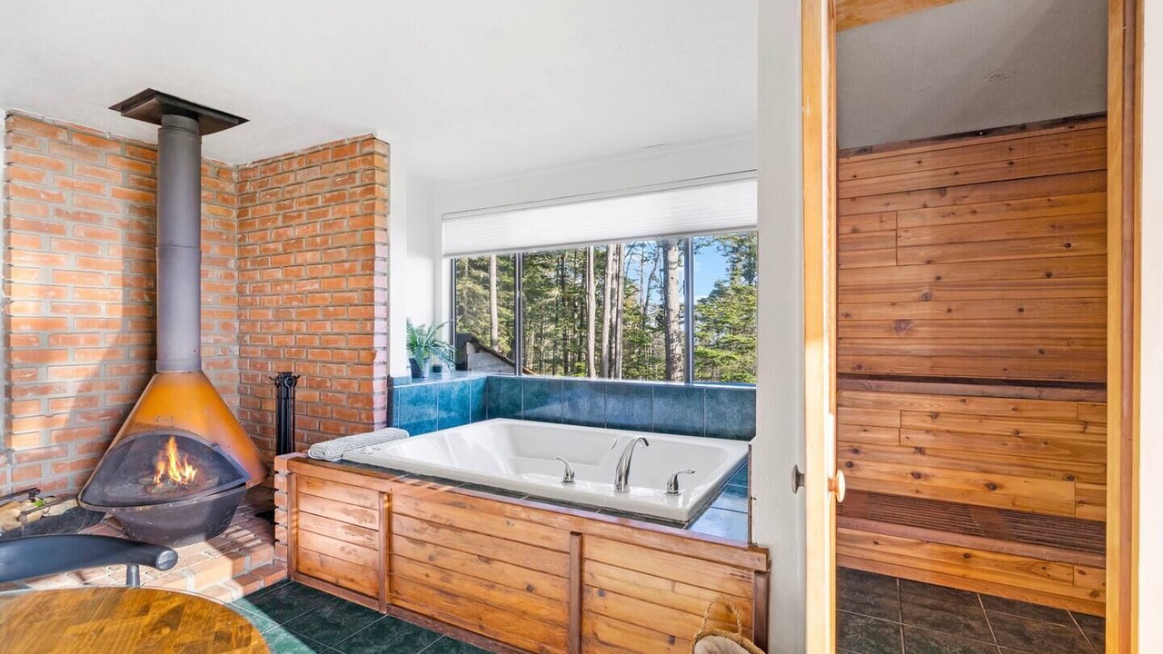Photo of Livingroom in Cazadero