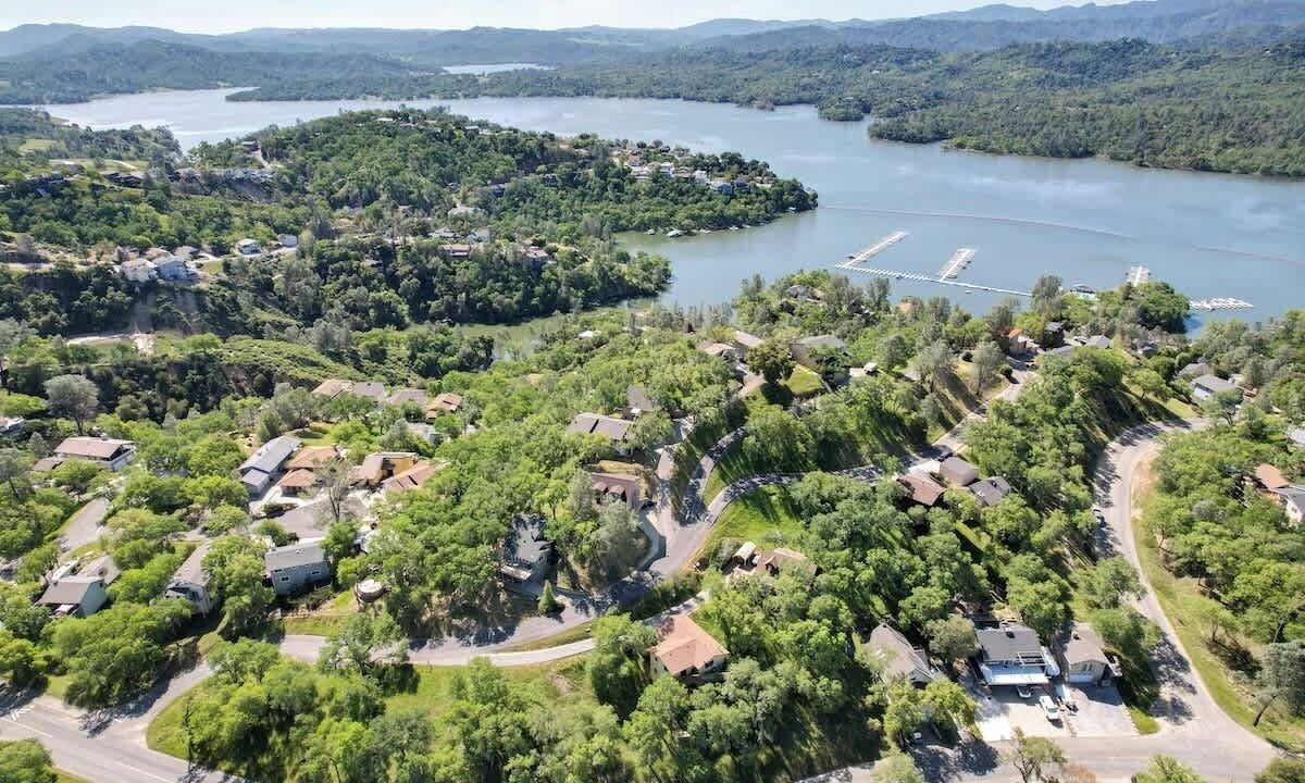Photo of Outdoor in Oak Shores