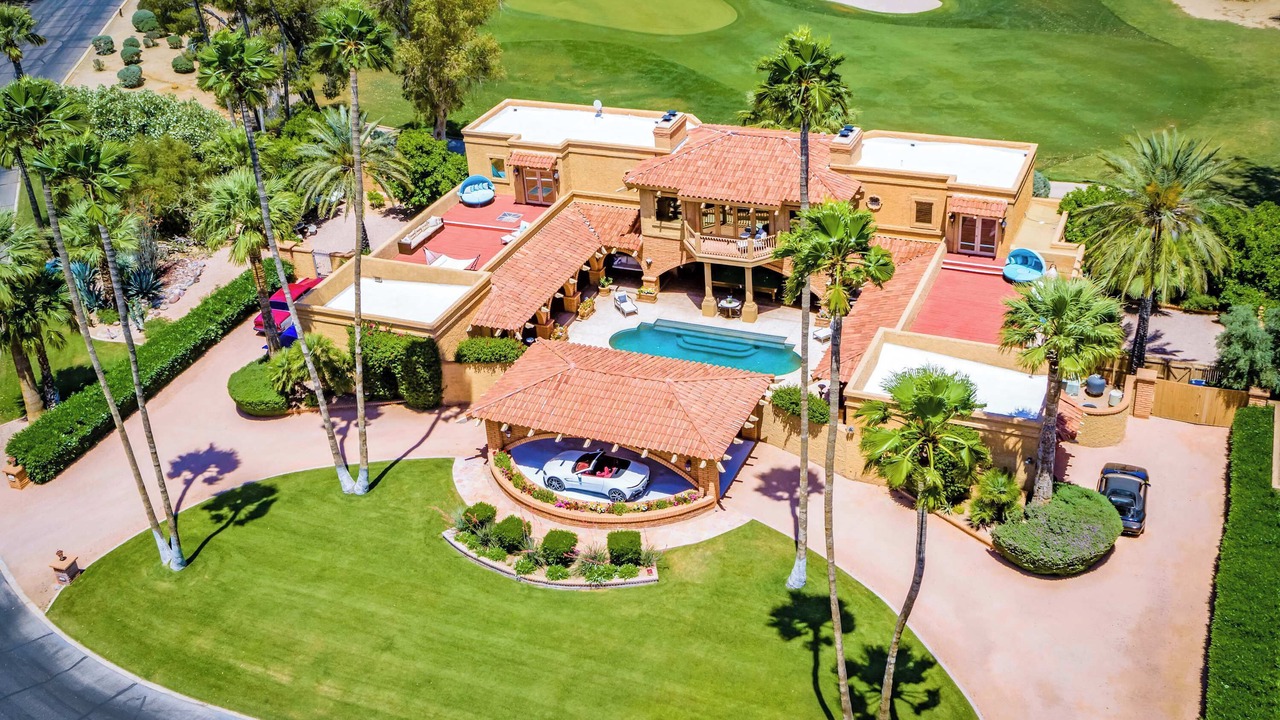 Photo of Outdoor in Camelback C C Estates