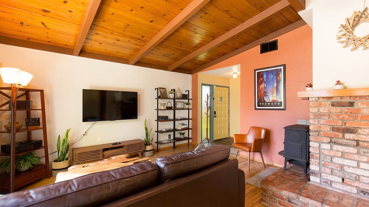 Photo of Livingroom in McKinleyville