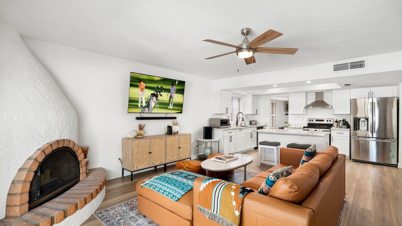 Photo of Bedroom in Desert Foothills Estates