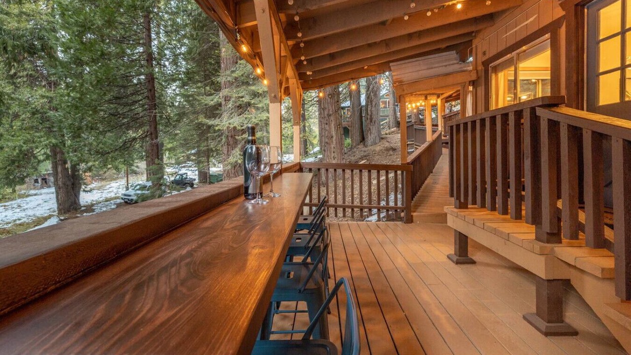 Photo of Outdoor in Sugar Pine